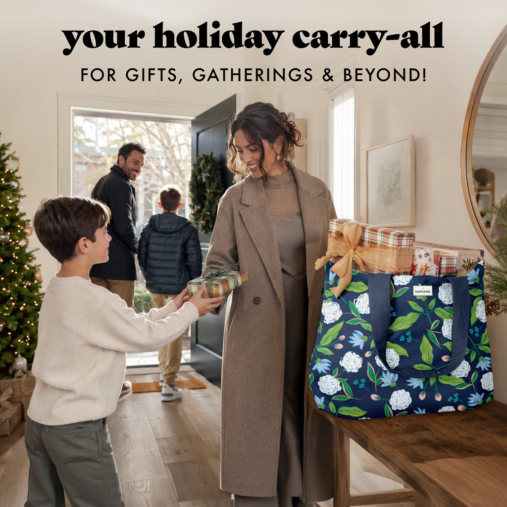 All The Things XL Travel Tote Bag, Hydrangeas
