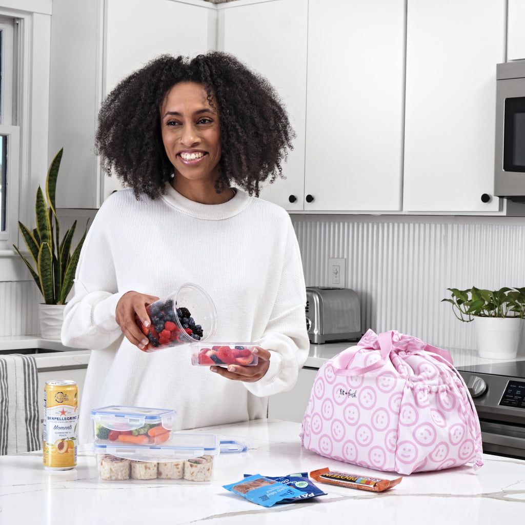 Cromwell Cinch Lunch Tote, Pink All Smiles